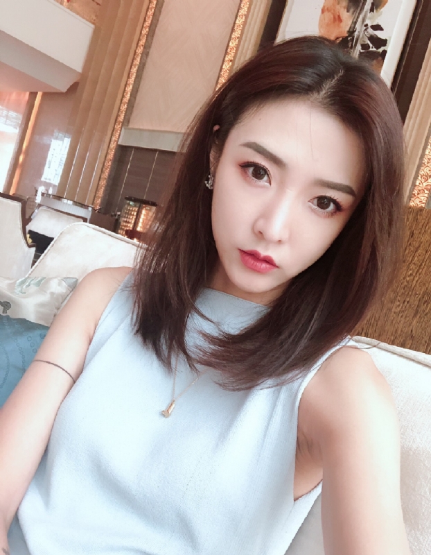 嘉嘉的第一张照片--桃园中老年相亲网