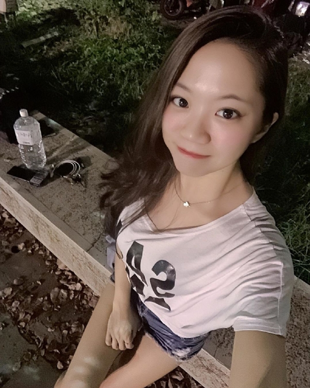 欣欣的第一张照片--桃园中老年相亲网
