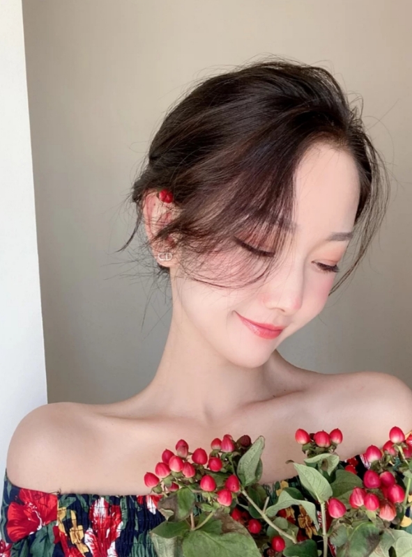 小诗vanessa的第二张照片--桃园中老年相亲网