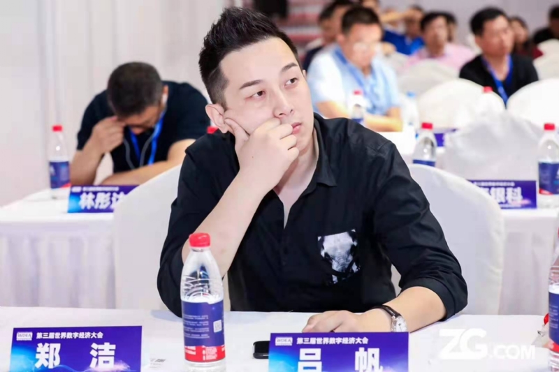 一生摯愛的第一张照片--桃园中老年相亲网
