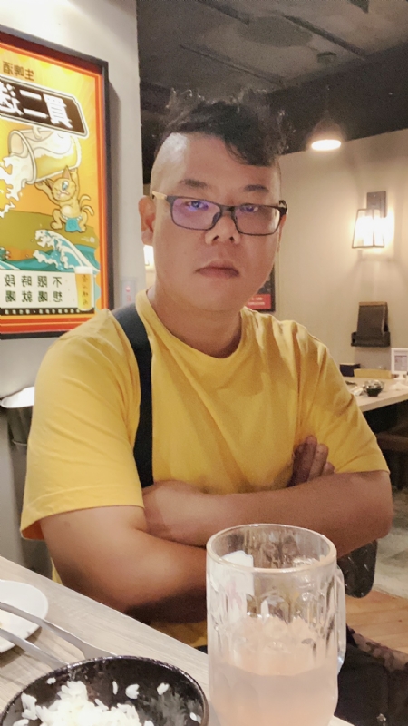 公爵的第一张照片--桃园中老年相亲网