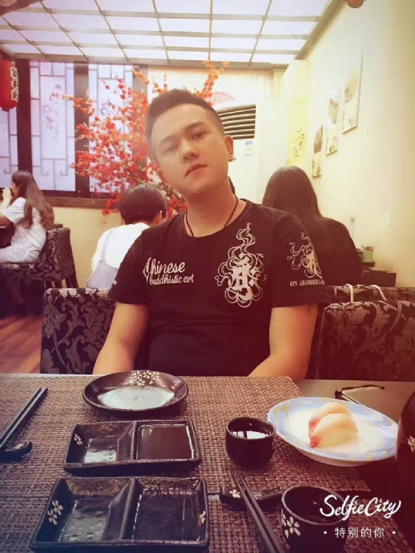 夏天的第四张照片--桃园中老年相亲网